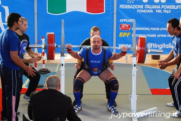 IN PEDANA - FABIANO FULVI - 2° SQUAT (N) - 220 KG