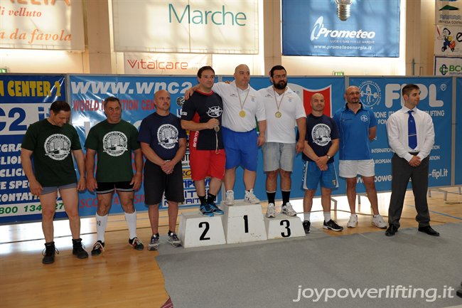 PREMIAZIONE CATEGORIA MASCHILE MASTER 1